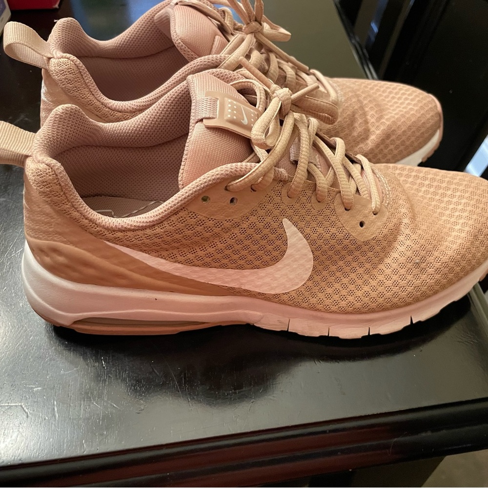 Women’s Nike